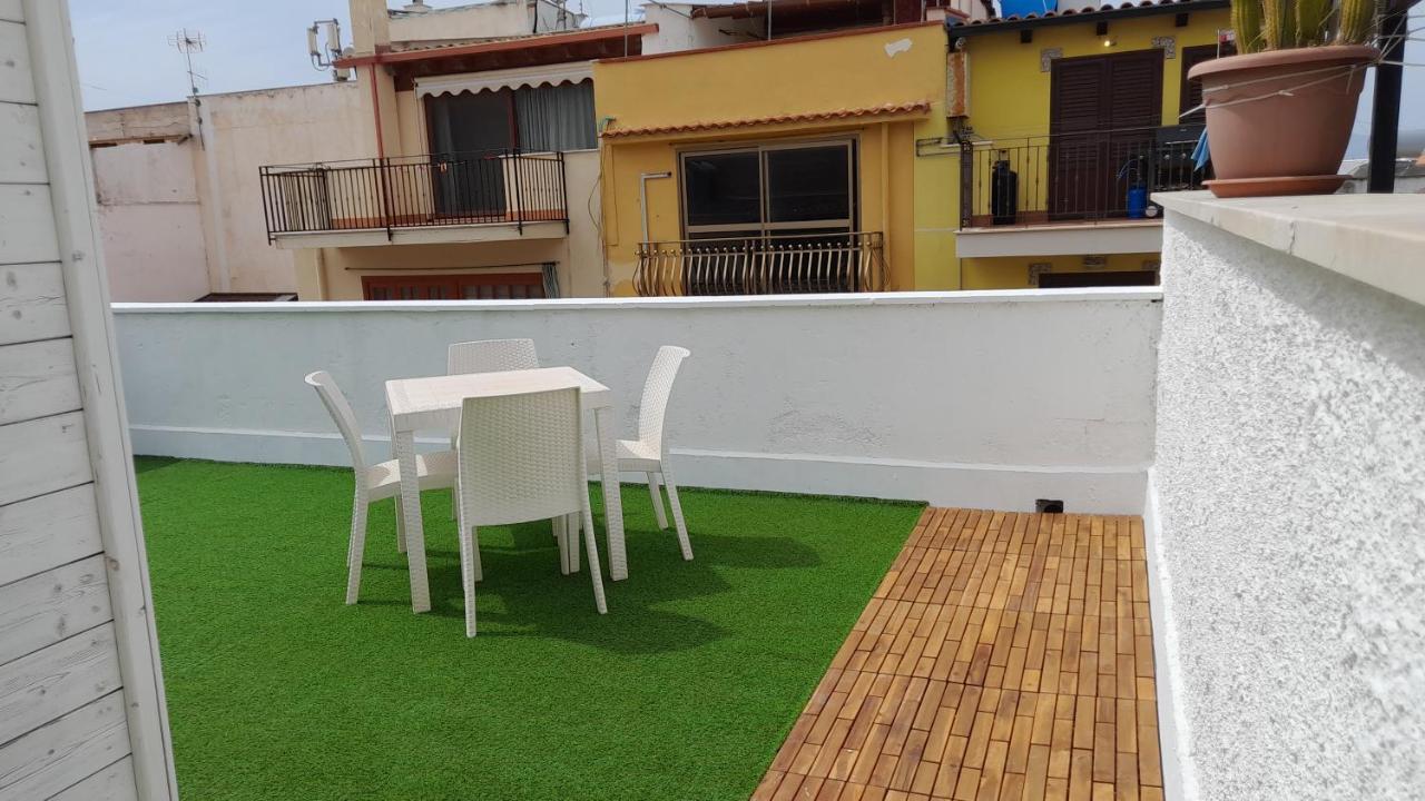 I Faraglioni Comfort Rooms Терразини Номер фото