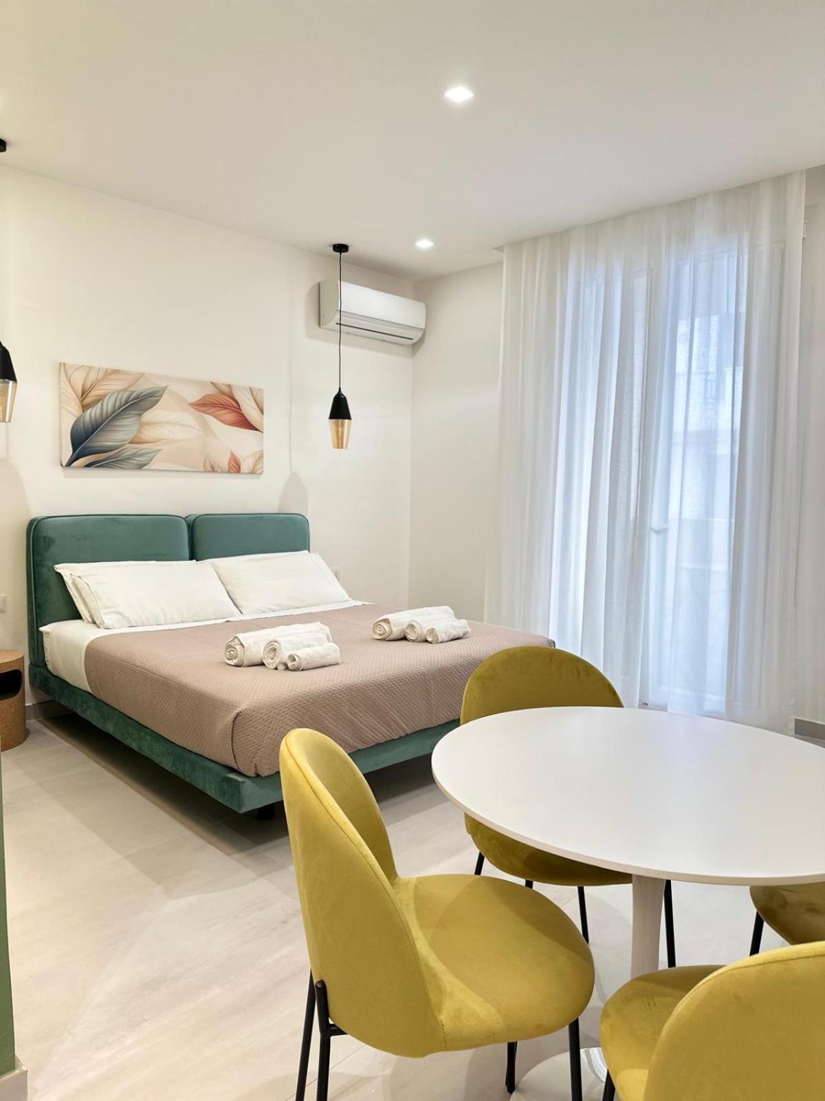 I Faraglioni Comfort Rooms Терразини Номер фото